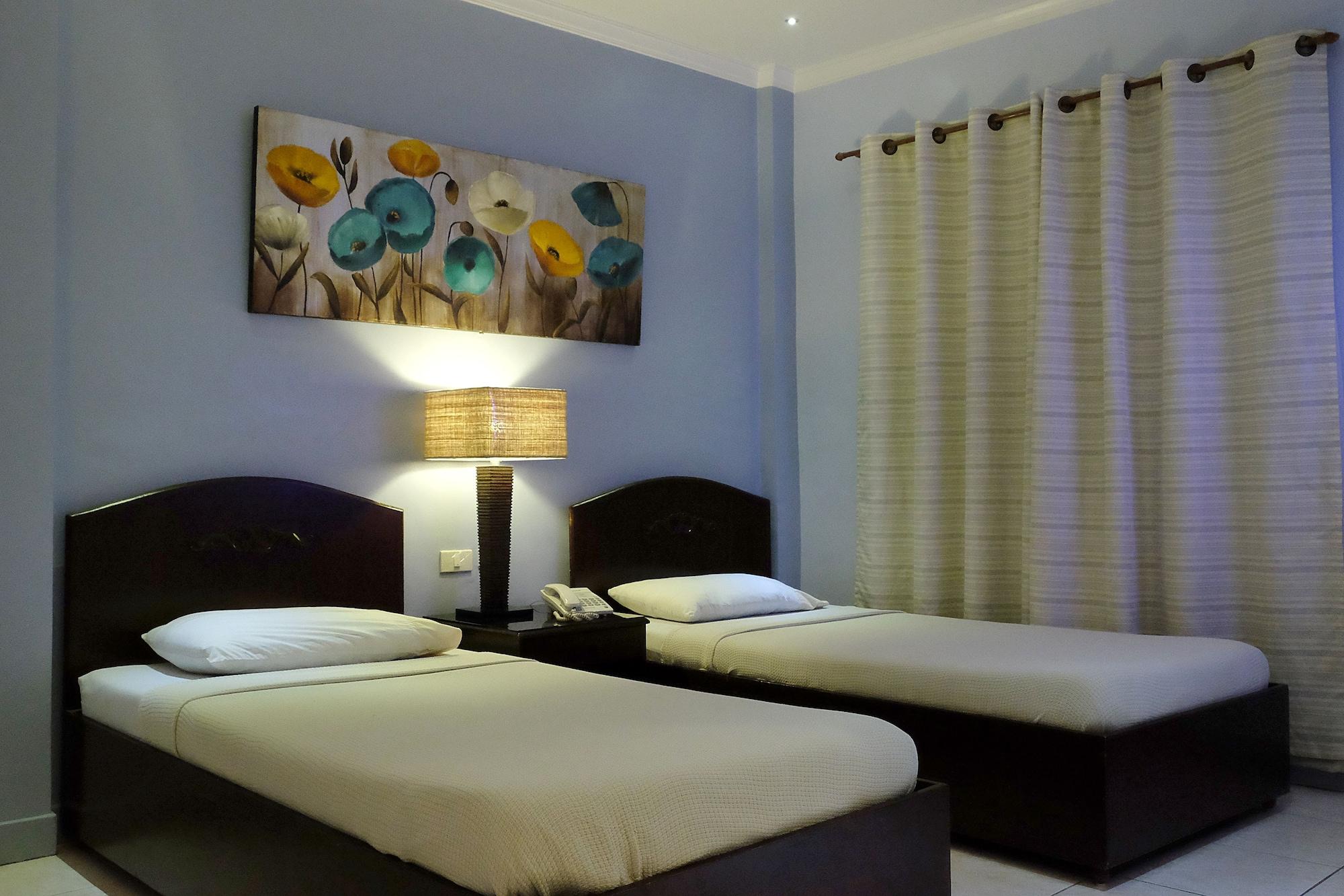 ปาลาสโซ่ เพนชั่นน์ Hotel Cebu ภายนอก รูปภาพ