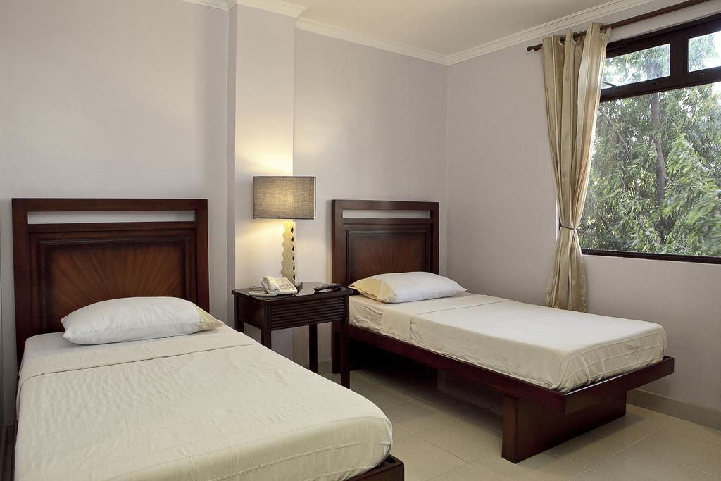 ปาลาสโซ่ เพนชั่นน์ Hotel Cebu ภายนอก รูปภาพ