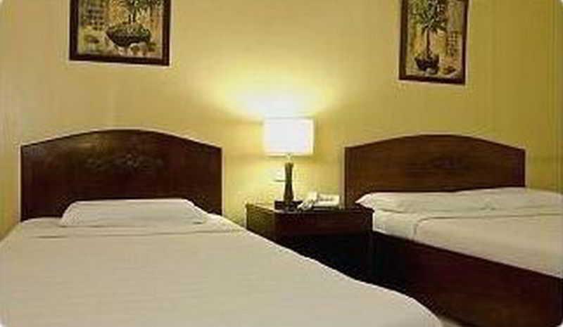 ปาลาสโซ่ เพนชั่นน์ Hotel Cebu ภายนอก รูปภาพ