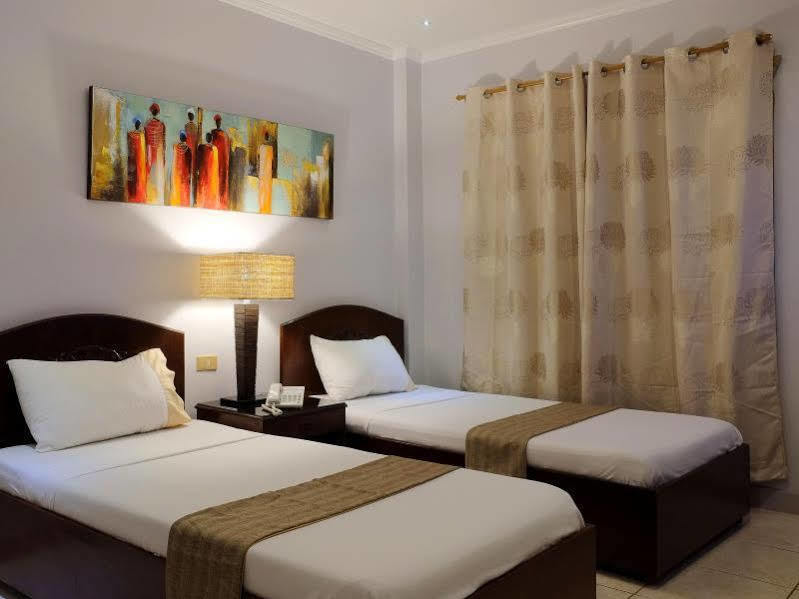 ปาลาสโซ่ เพนชั่นน์ Hotel Cebu ภายนอก รูปภาพ