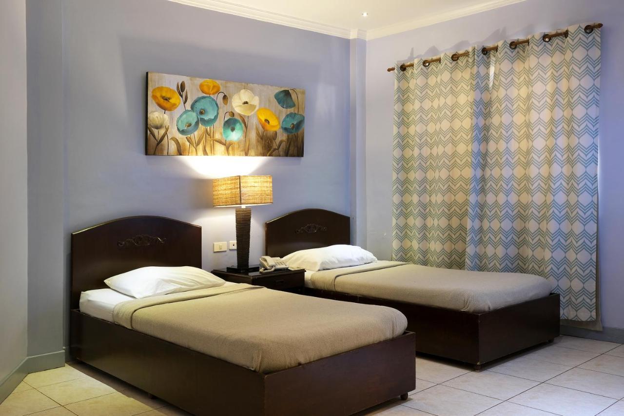 ปาลาสโซ่ เพนชั่นน์ Hotel Cebu ภายนอก รูปภาพ