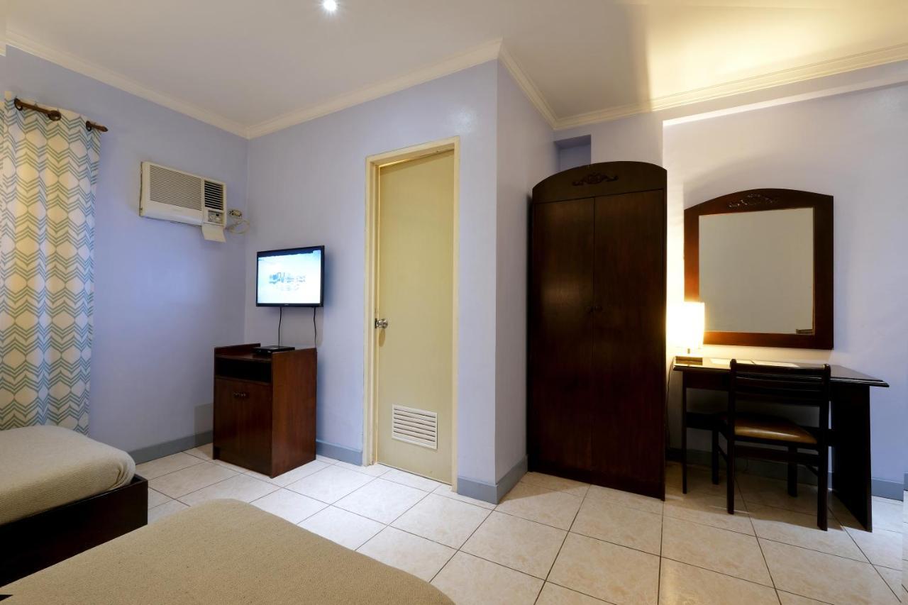 ปาลาสโซ่ เพนชั่นน์ Hotel Cebu ภายนอก รูปภาพ